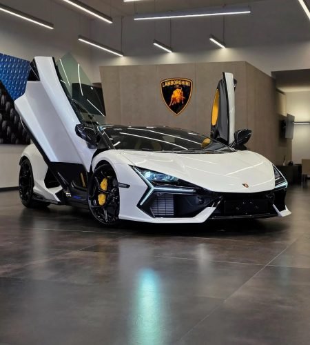 兰博基尼 Lamborghini Revuelto新大牛_1_世界名车博览_来自小红书网页版